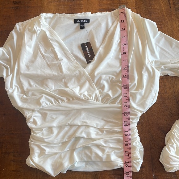 Express Rouched Blouse - Picture 10 of 11